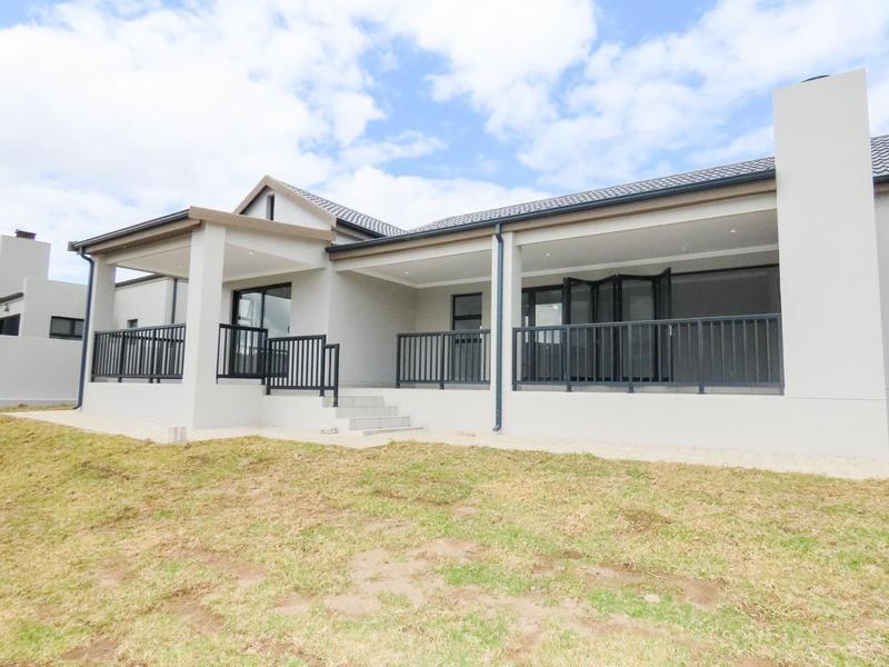 3 Bedroom Property for Sale in Reebok Western Cape